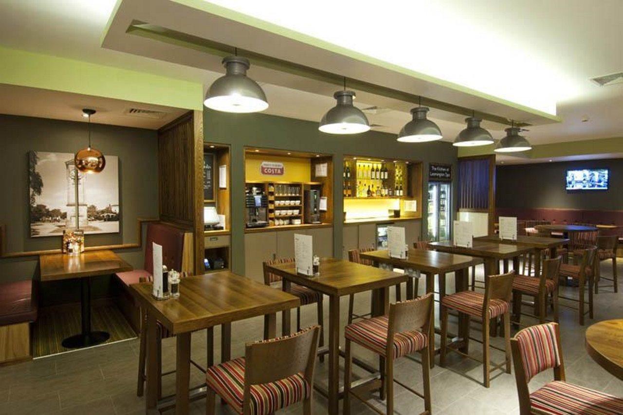 Premier Inn Leamington Spa Town Centre מראה חיצוני תמונה