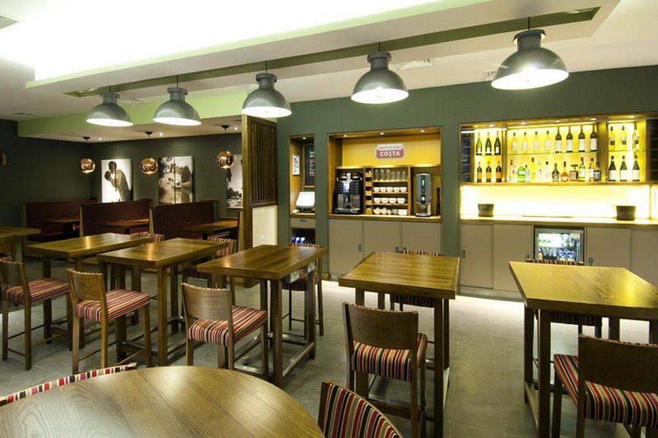 Premier Inn Leamington Spa Town Centre מראה חיצוני תמונה