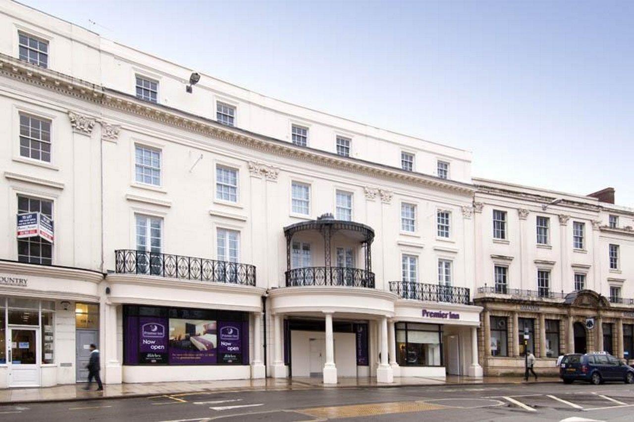 Premier Inn Leamington Spa Town Centre מראה חיצוני תמונה