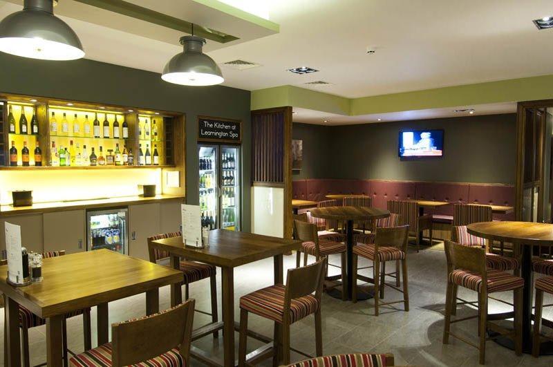 Premier Inn Leamington Spa Town Centre מראה חיצוני תמונה
